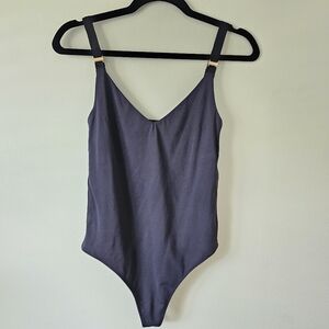 Aritzia Babaton Contour V-Neck Tank Bodysuit